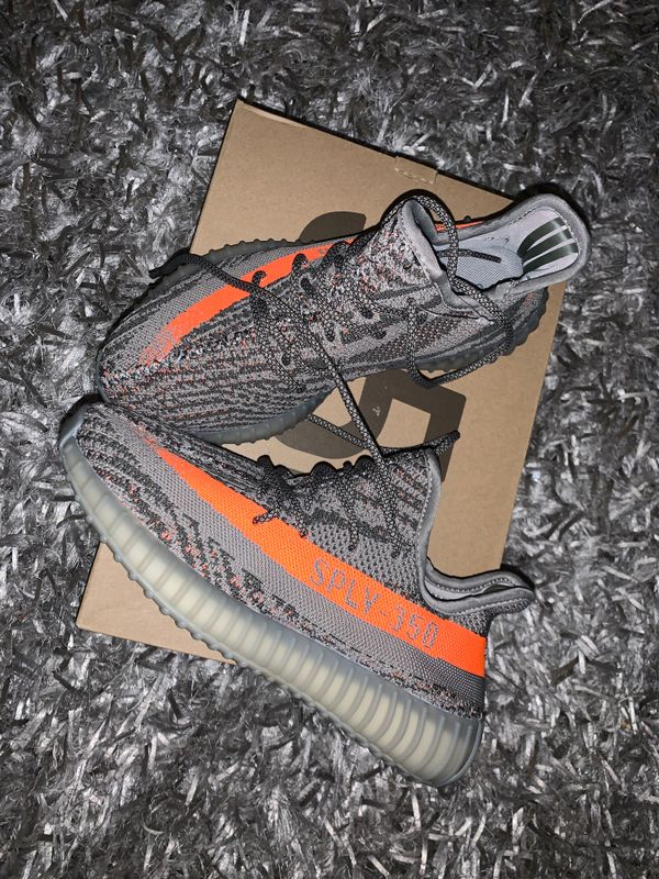 yeezy size 7 men's to women's