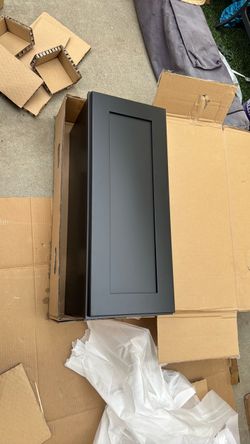 Hampton Bay Avondale 12 in.W 12 c12 in. Dx30 in. H wall kitchen cabinet in Raven Black