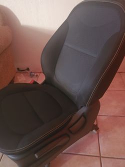 2016 Kia Forte Headligth Right And Kia Soul 2 Seats Airbag 2016