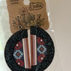 Leather earrings