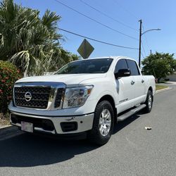 2018 Nissan Titan
