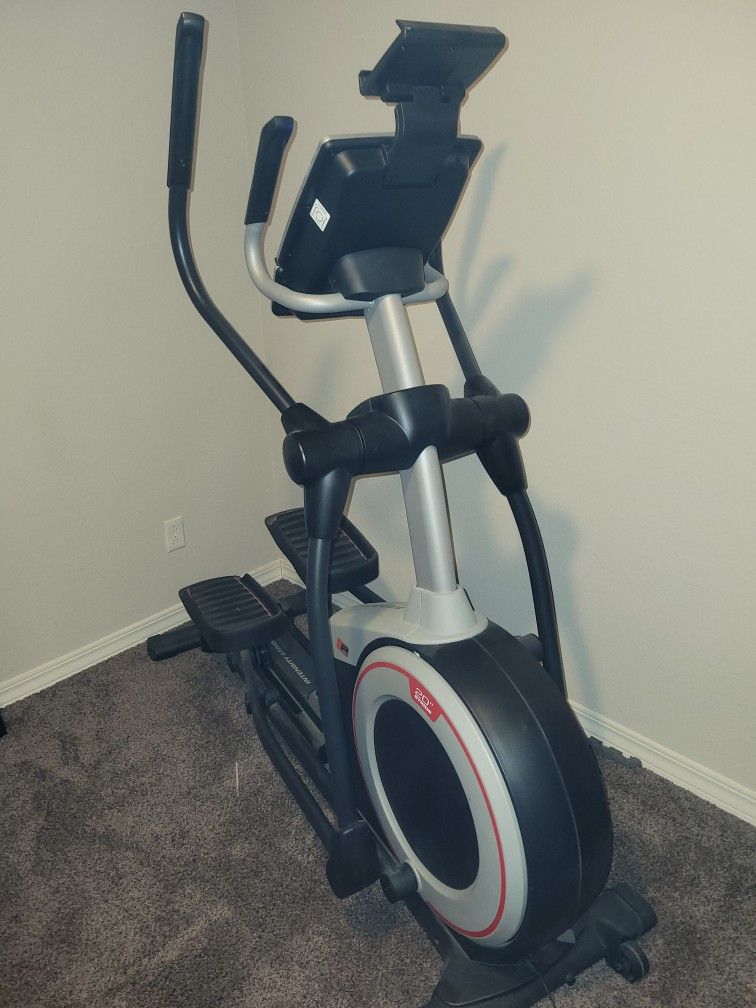 Pro Form Eliptical Endurance 520 e