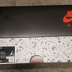 Nike Air Jordan Retro OG “ White Cement” 4 Sz. 13 $240