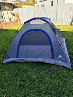 Ozark Trail 7' X 7' X  42" H Dome Tent,, grt cond, missing rain fly