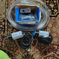 x2 MaxiBlue Sub-Pumps. BRAND NEW!