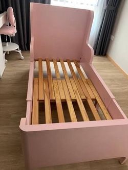 IKEA Busunge Kids Extendable Twin Bed with mattress