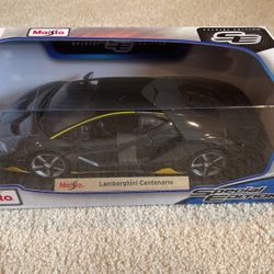 Lamborghini Centenario Maisto 1:18 diecast car