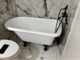 Bathtub/ Tina Banera