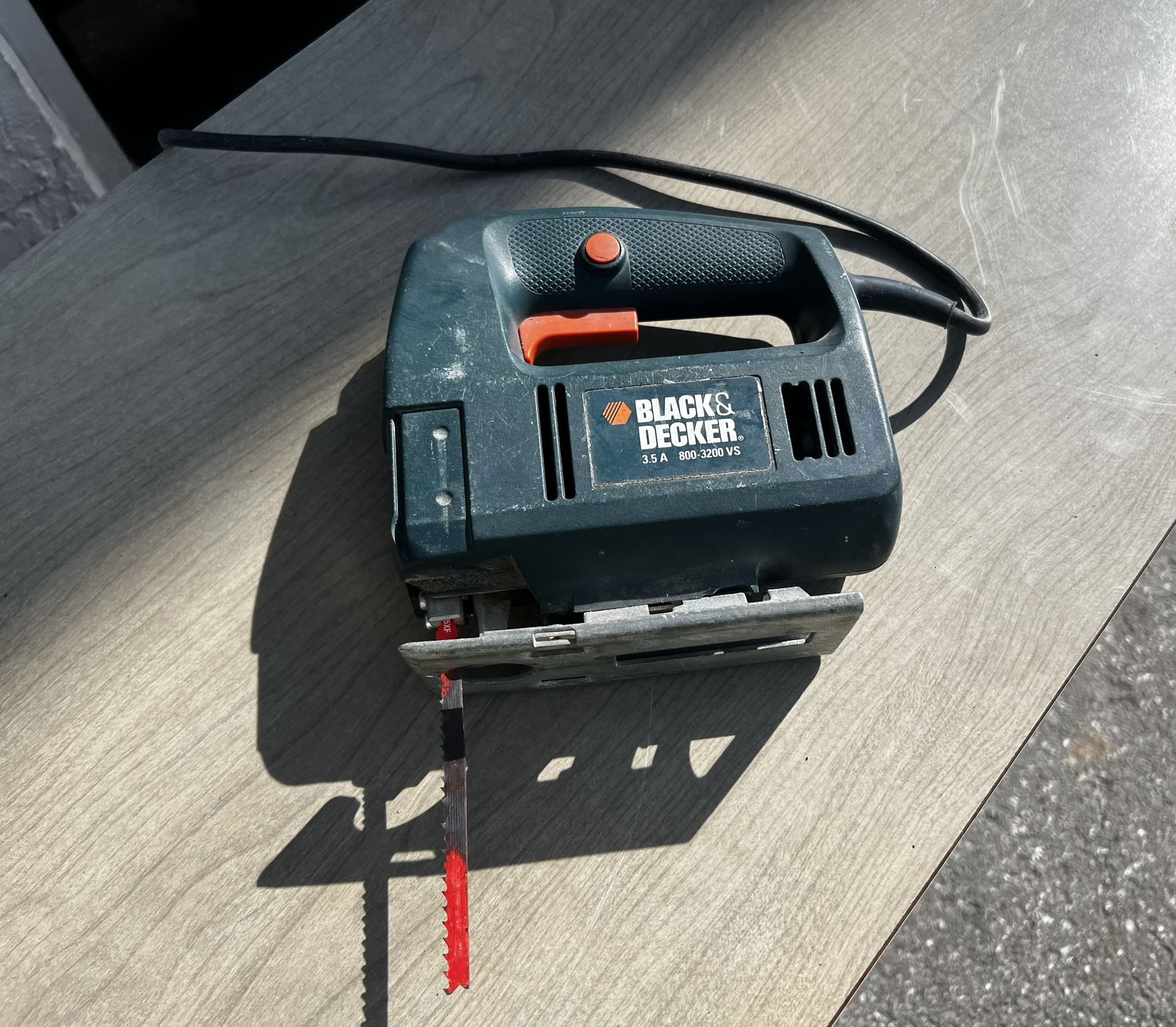 Black and Decker Variable Speed Electric Jig Saw Model 7568 Type 2