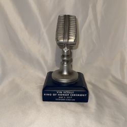 Vin Scully Ring Of Honor Ceremony Microphone 
