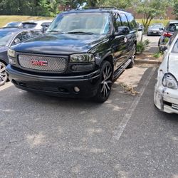 2004 GMC Yukon XL