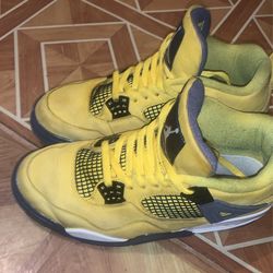 Jordan 4s