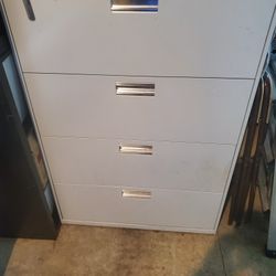 HON 4 Drawer Horizontal Filing Cabinet