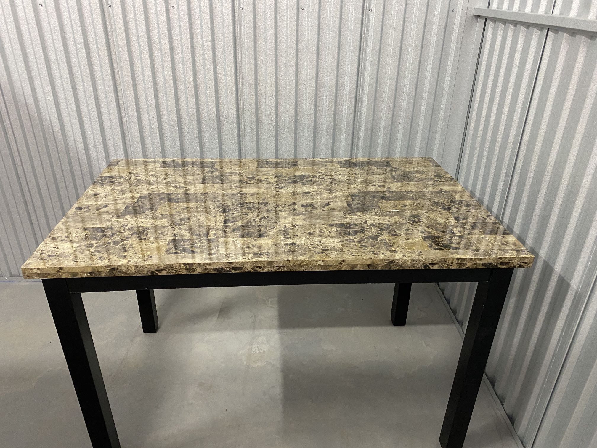 Dining Room/ Kitchen Table 