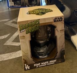 Star Wars bobble head trade for Yoshi