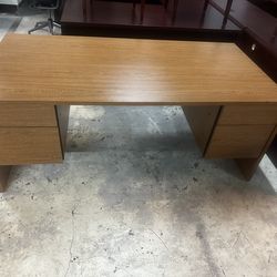 OFFICE /HOME DESK DOUBLE PEDAL E