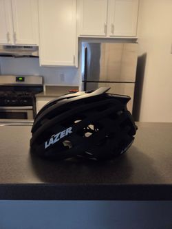 LAZER Helmet (cycling) helmet size (M)