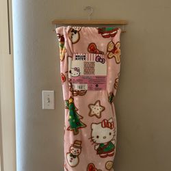 Hello Kitty gingerbread blanket