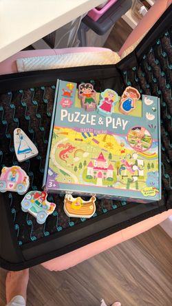 Peaceable kingdom fantasy funland puzzle and play