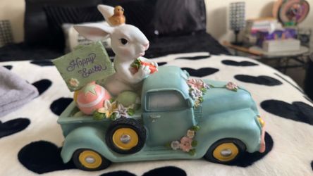 Decorative Easter Bunny Truck