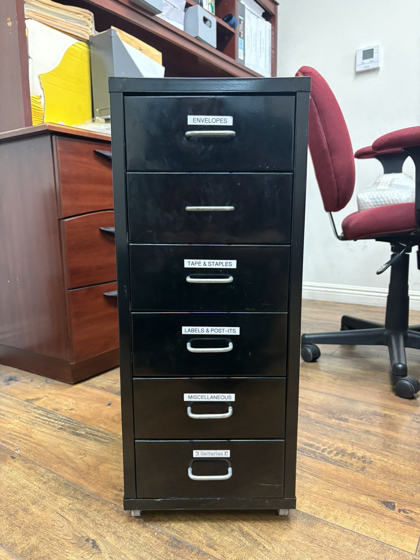 6-Drawer Mobile Vertical File Cabinet