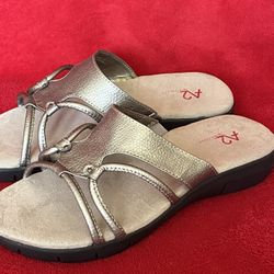 A2 by Aerosoles Silver Metallic FAUX LEATHER SANDALS WOMENs Size 11 ‼️ NEW ‼️