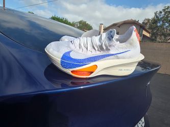 Nike zoom alpha fly size 10.5 women or 9 men