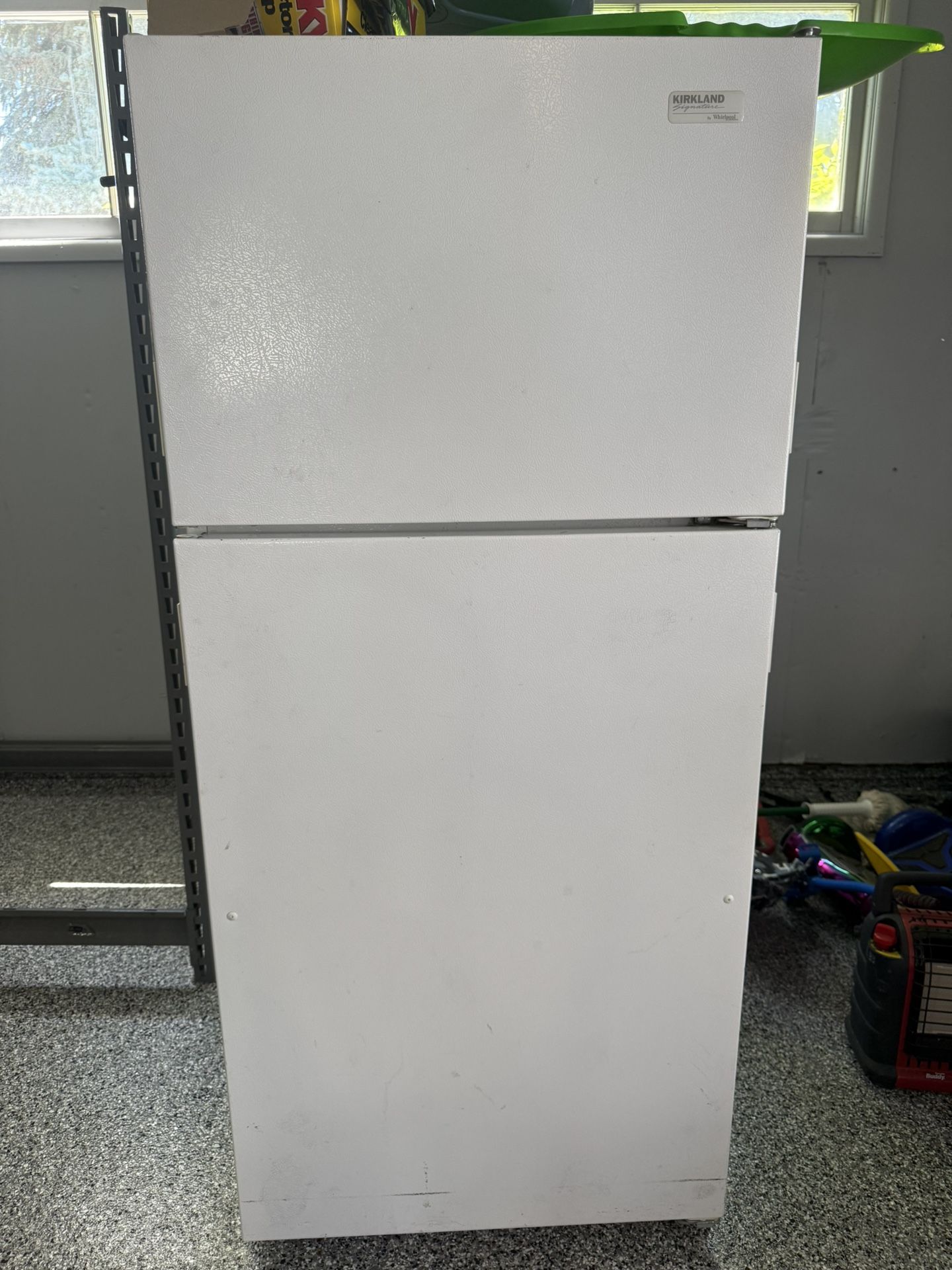 Refrigerator