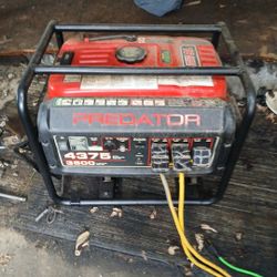 Predator 4375 Generator (SHOOT AN OFFER!!)