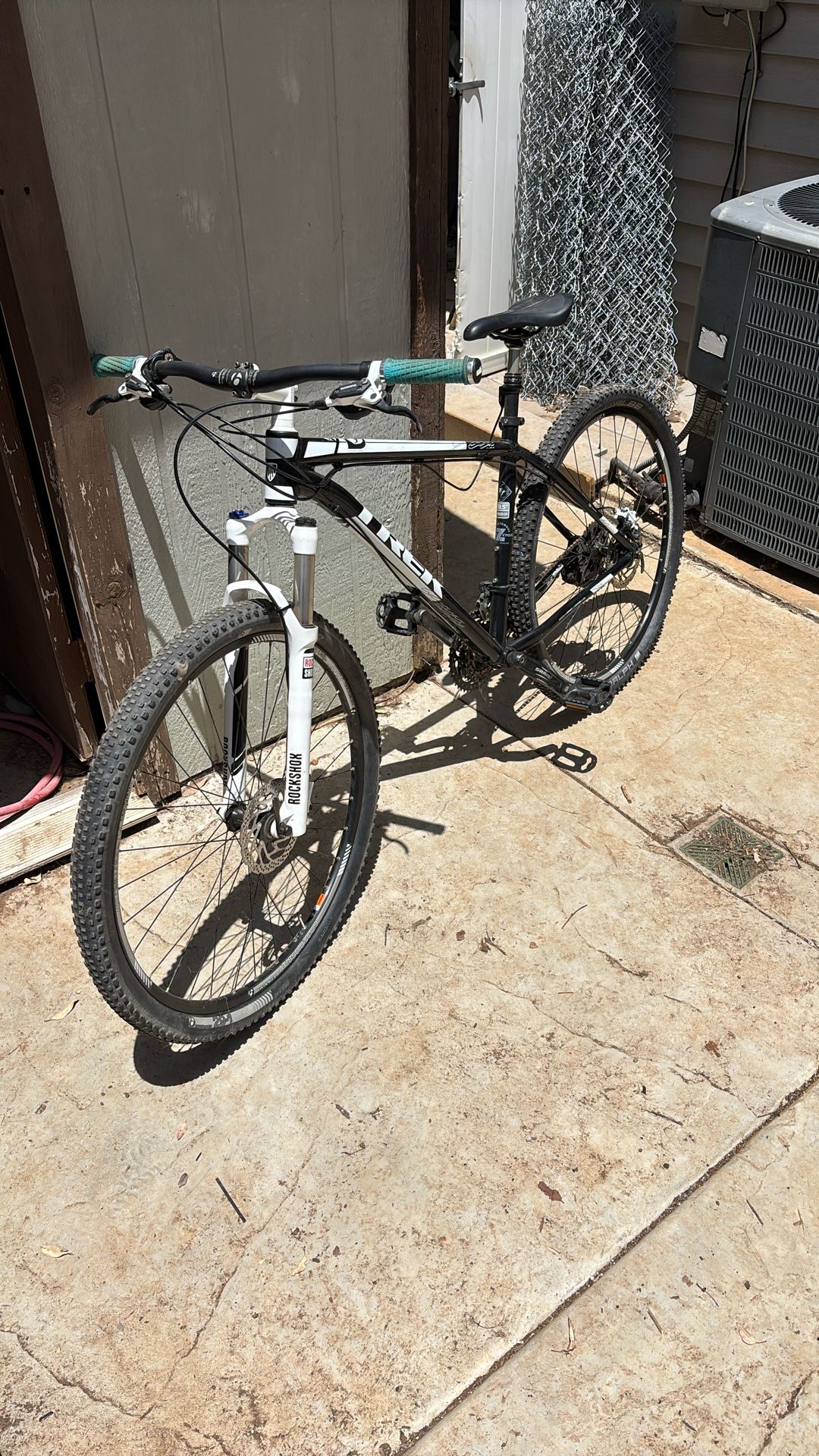 Trek 8 Series Hardtail