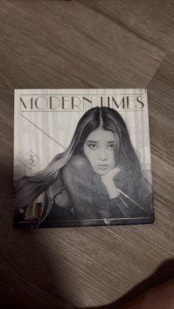 IU MODERN TIMES album