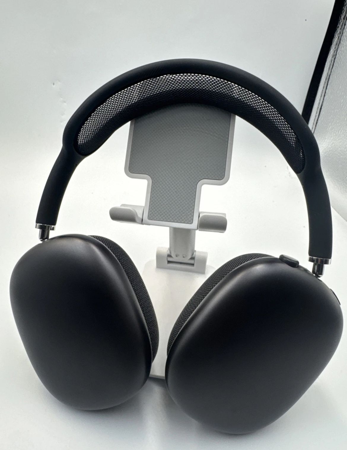 Airpods Maxes