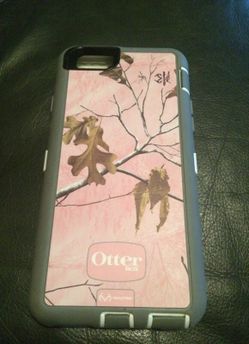 Otterbox for iPhone 6 and 6s basically new don't have the clip just what you see