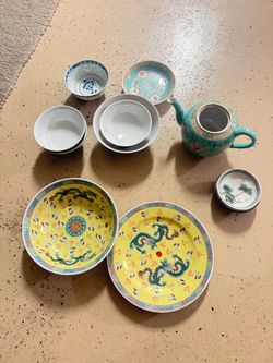 Mixed Chinese Porcelain Tea Set & Dragon Plates – As Is