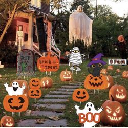 Brand new 8 Pack Halloween Yard Signs 