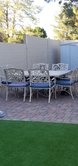 Outdoor Dining Set