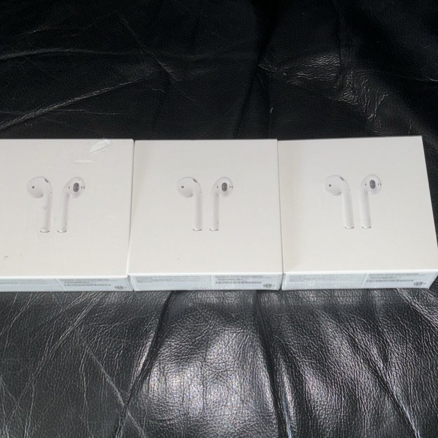 Brand new 2nd generation airpods Authentic