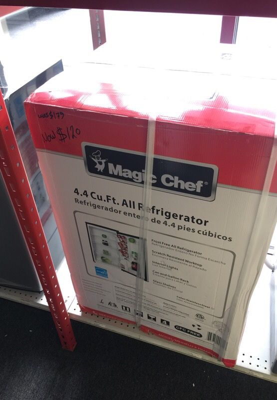 Magic chef refrigerator