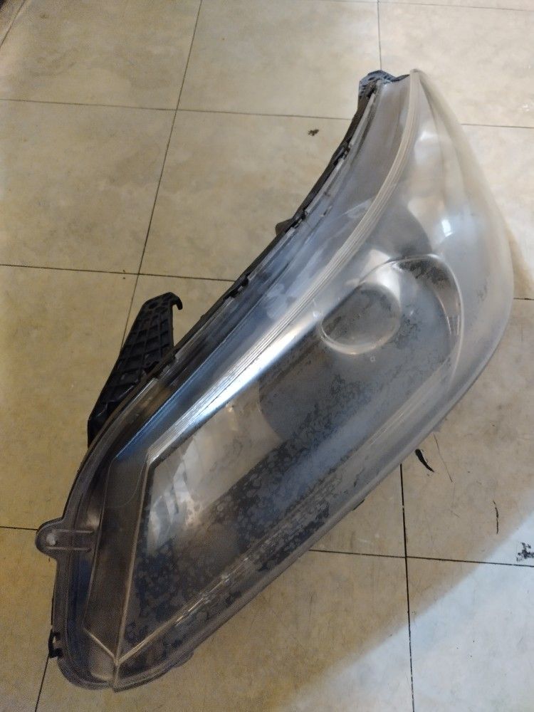 2013-2015 Honda Accord Headlight Passengerside