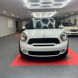 2011 Mini Countryman Hatchback 