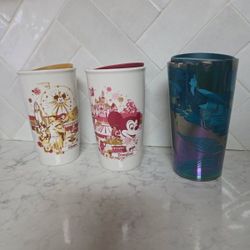 3 starbucks cups