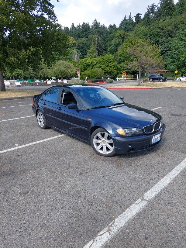 2003 BMW 325i