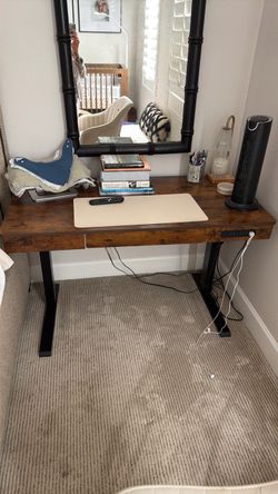 Standing desk