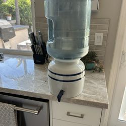 5 Gallon Water Jug And Water Dispenser