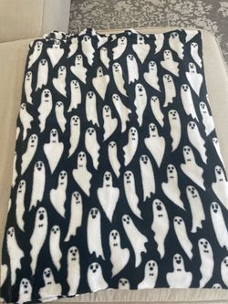 Halloween themed throw blanket