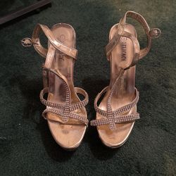 Gold Heel