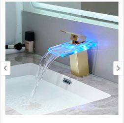 Modern Brushed Gold Bathroom Basin Faucet with LED Light - Brushed gold