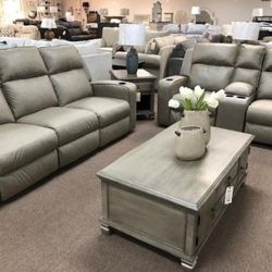 Lavenhorne Reclinings Sofas Couchs and Loveseats With İnterest Free Payment Options 