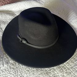 black felt wide-brim fedora