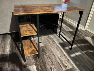 Desk/table